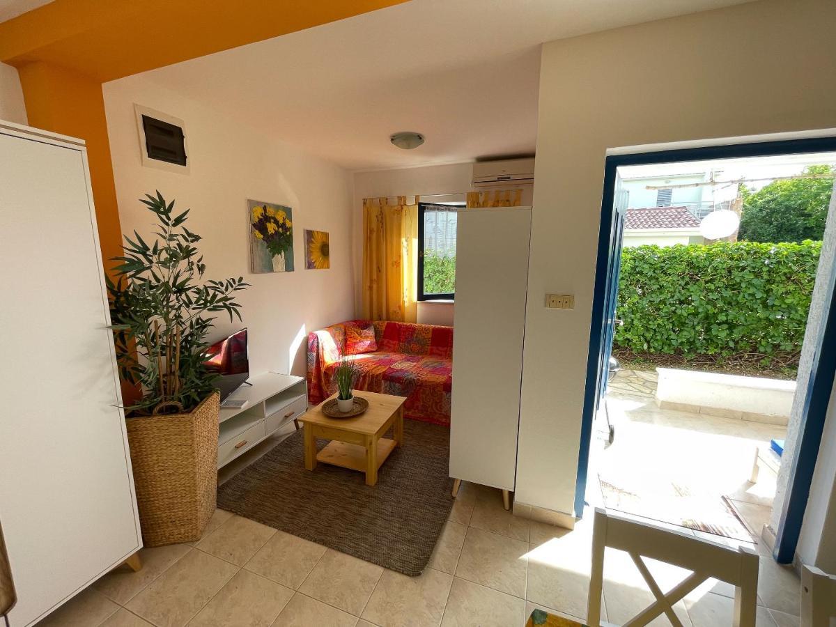 Apartments As Privlaka  Bagian luar foto